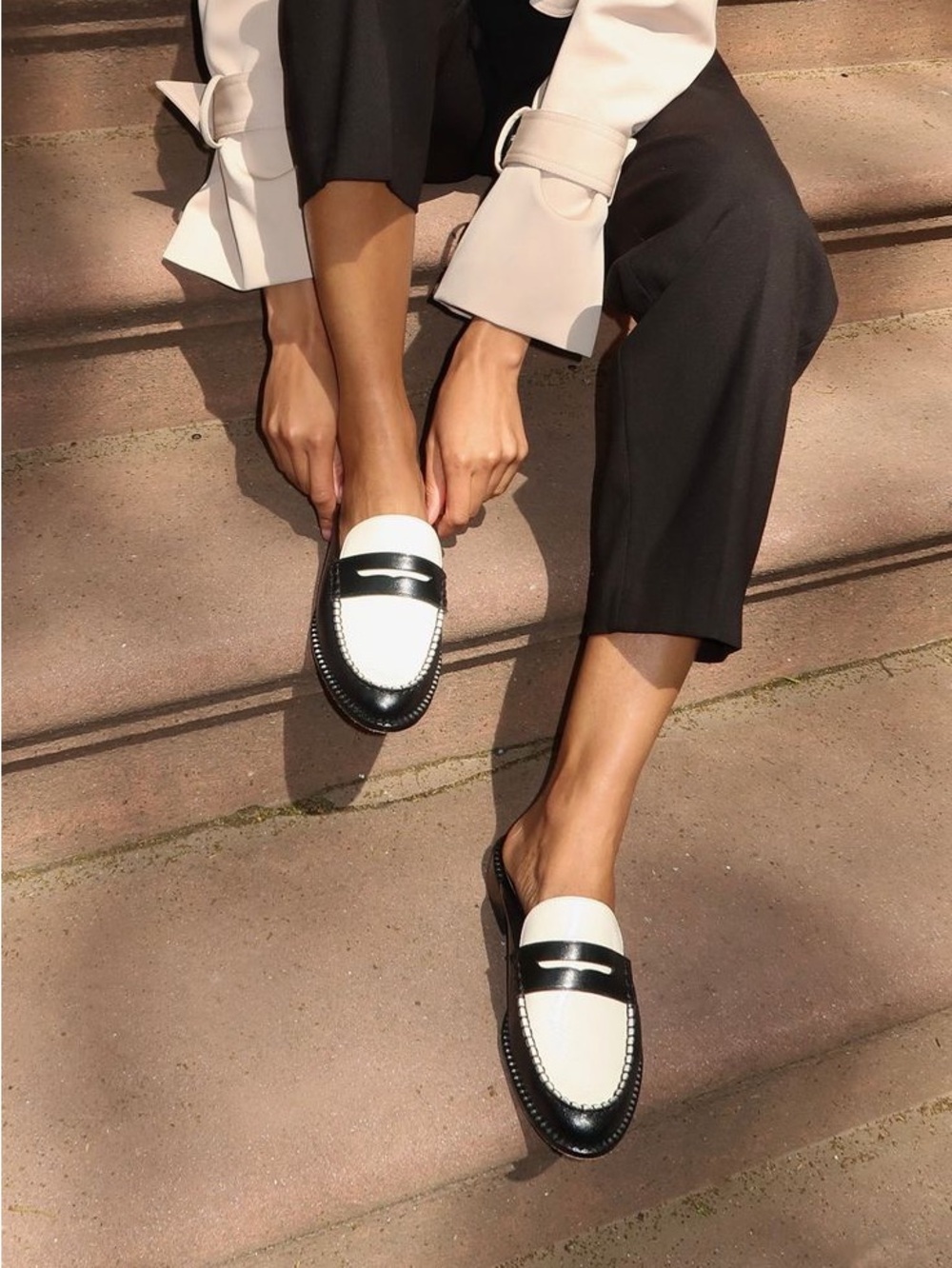 Dolce Vita Havan Black & White Leather Penny Loafer Mules size 8.5